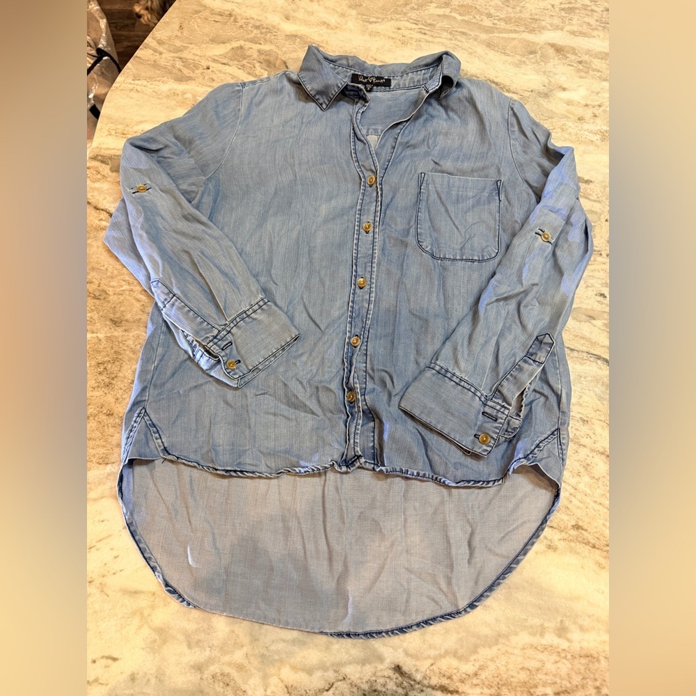 Velvet Heart Chambray Button Down High Low Shirt Size S
